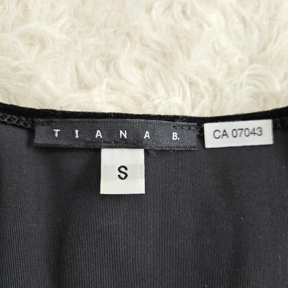 Tiana B. Women's Black Velvet Long Sleeves Midi Dress Size S - Picture 7 of 7